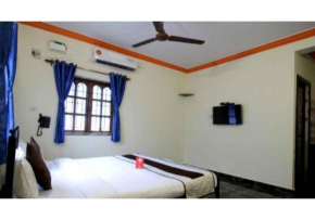 Отель Relaxing stay near Calangute beach  Velha Goa